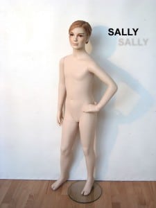 petit-sally-145cm