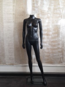 人体模特精简版剪影黑人妇女 - 超对称 1
